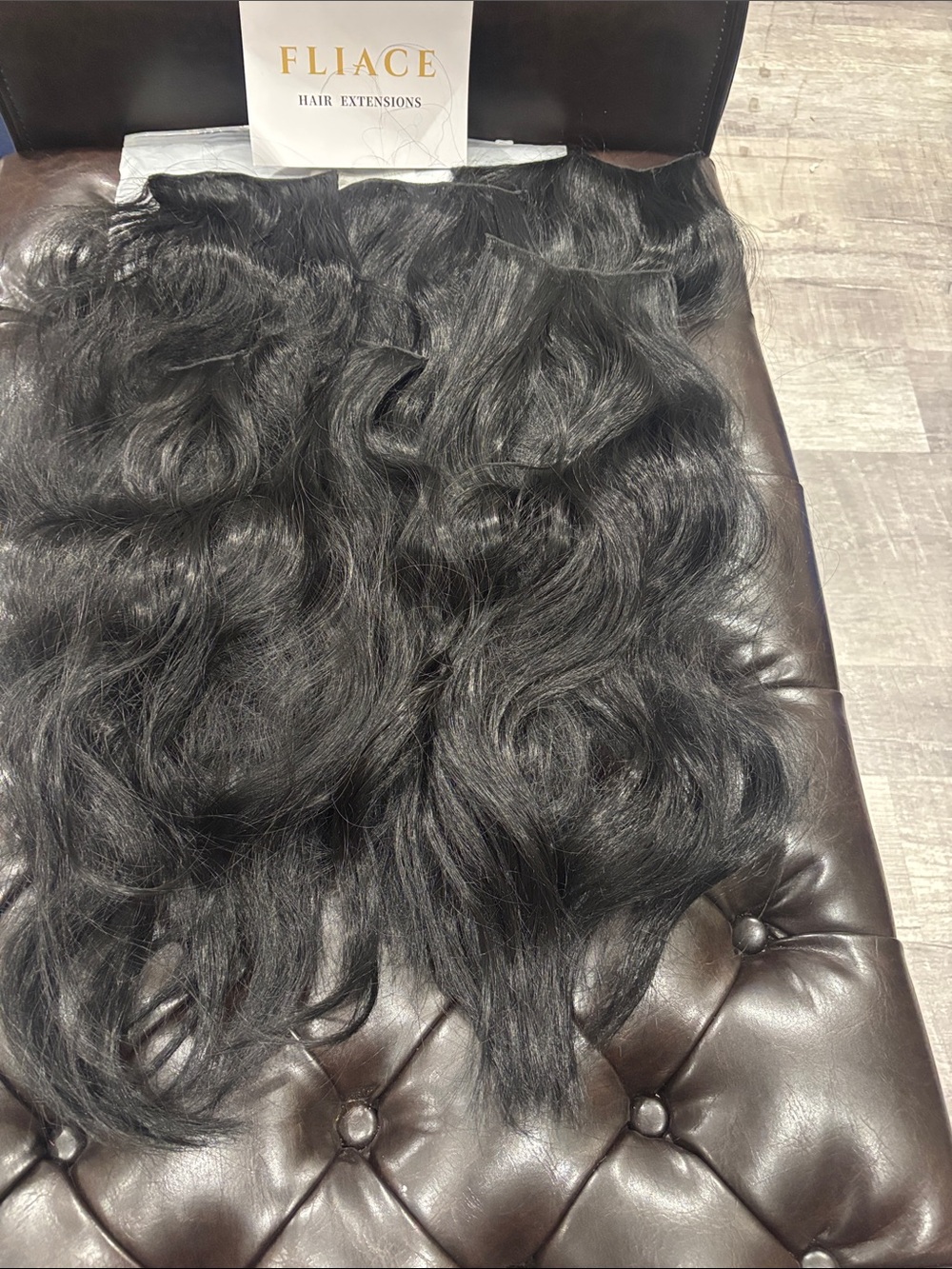 6 pc 20 inch clip ins Black Wavy Hair Extensions - Natural Black